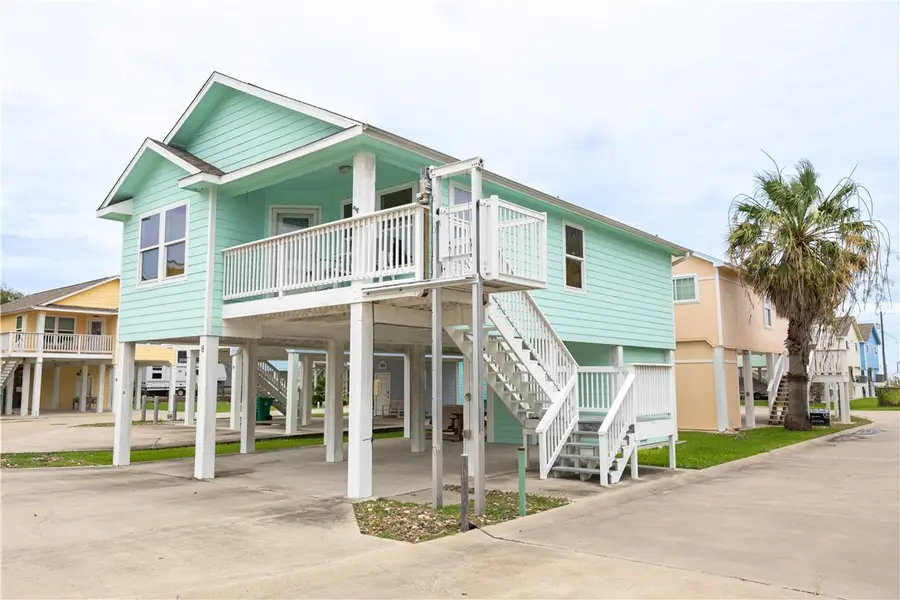 1549 S Commercial Street #8, Aransas Pass, TX 78336 - #2
