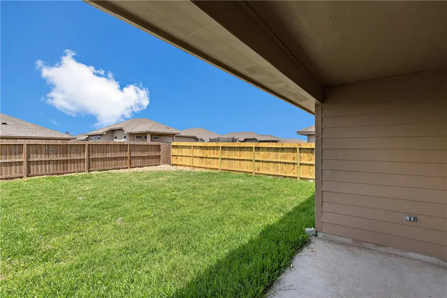 1257 Carnaby Street, Corpus Christi, TX 78415 - #3