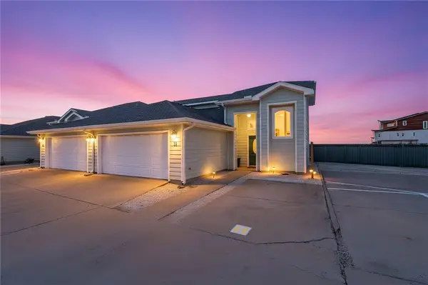 14858 Granada Drive #H, Corpus Christi, TX 78418