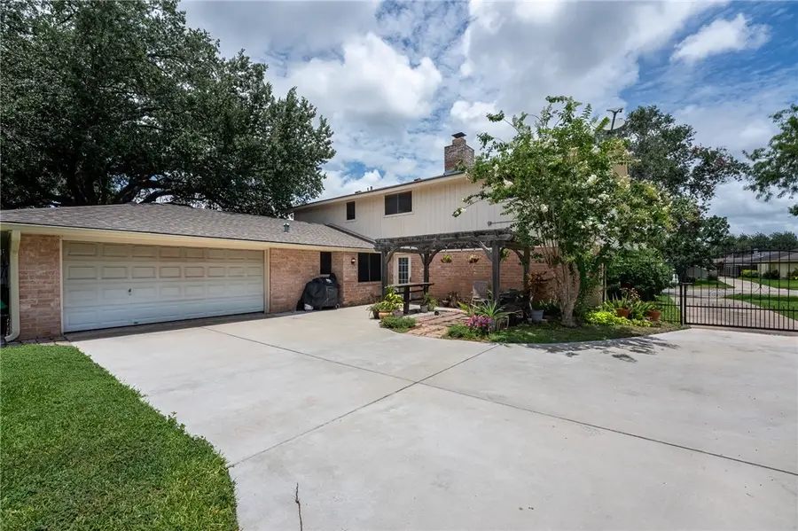4325 Saint George Drive, Corpus Christi, TX 78413 - #3