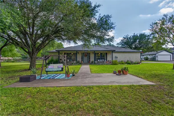 5729 Santa Clara Drive, Robstown, TX 78380