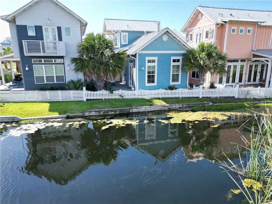 600 Center Square North #7, Port Aransas, TX 78373 - #2