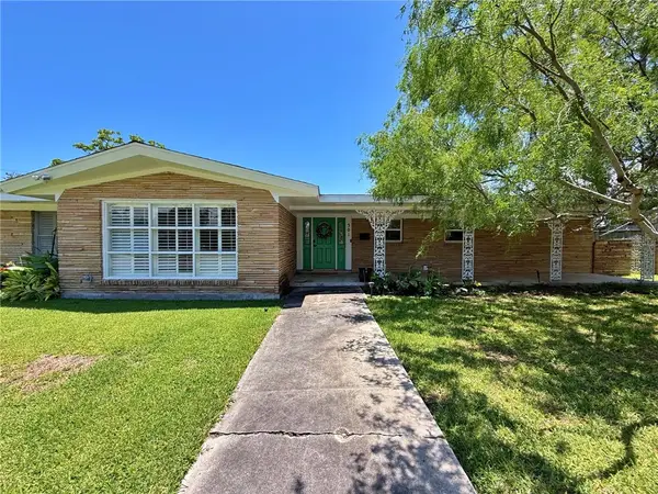 301 Bermuda Place, Corpus Christi, TX 78411