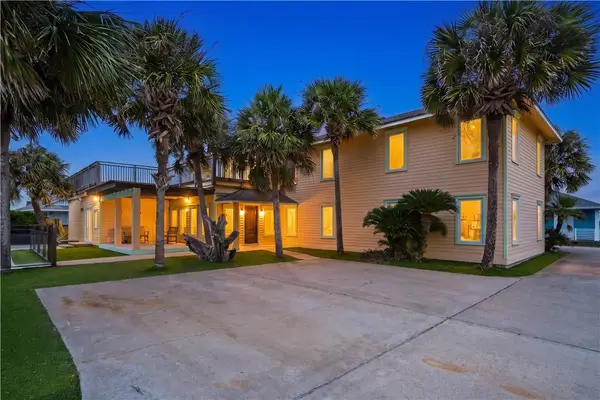 400 S 12th Street, Port Aransas, TX 78373