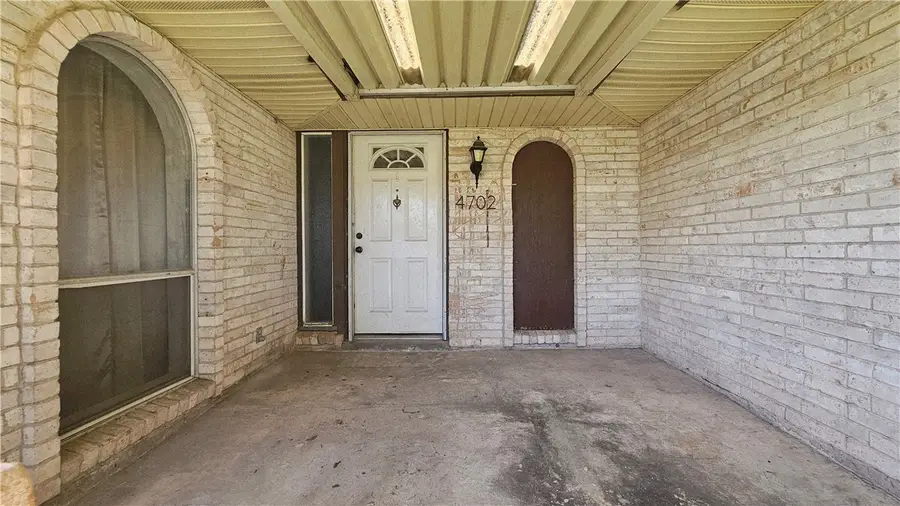 4702 Coventry Lane, Corpus Christi, TX 78411 - #2