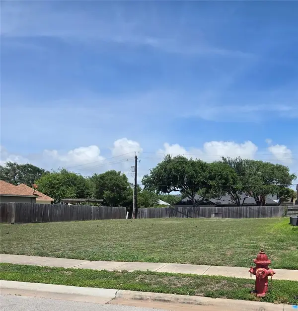 625 Broadway Boulevard, Portland, TX 78374