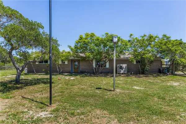 3701 Waldron, Corpus Christi, TX 78418