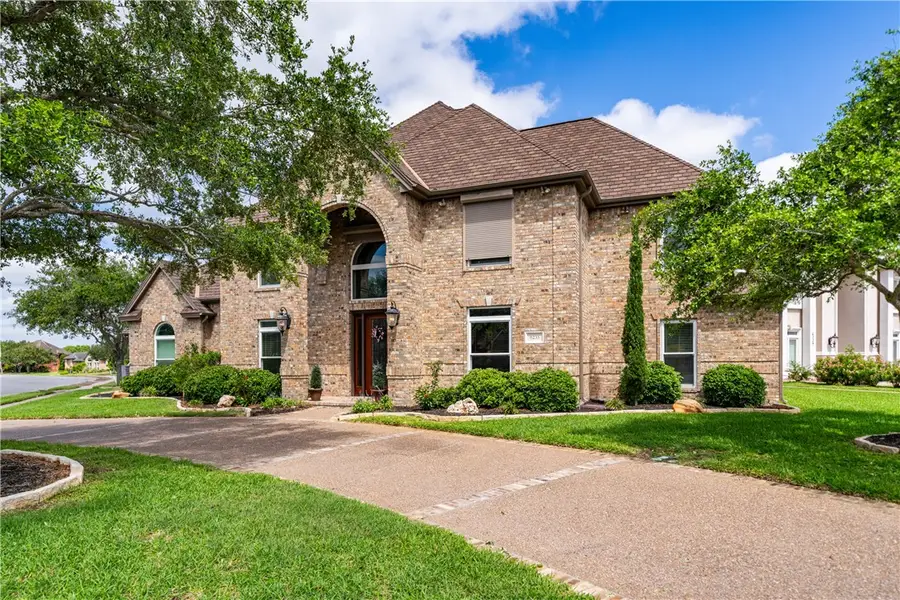 6233 Bourbonais Drive, Corpus Christi, TX 78414 - #2
