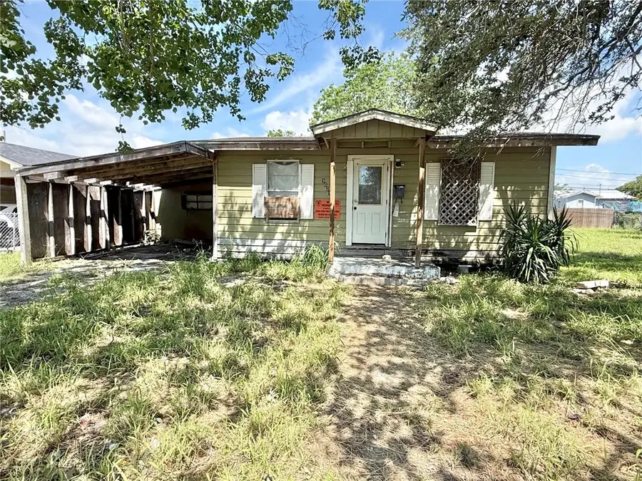 3021 Carver Drive, Corpus Christi, TX 78405 - #2