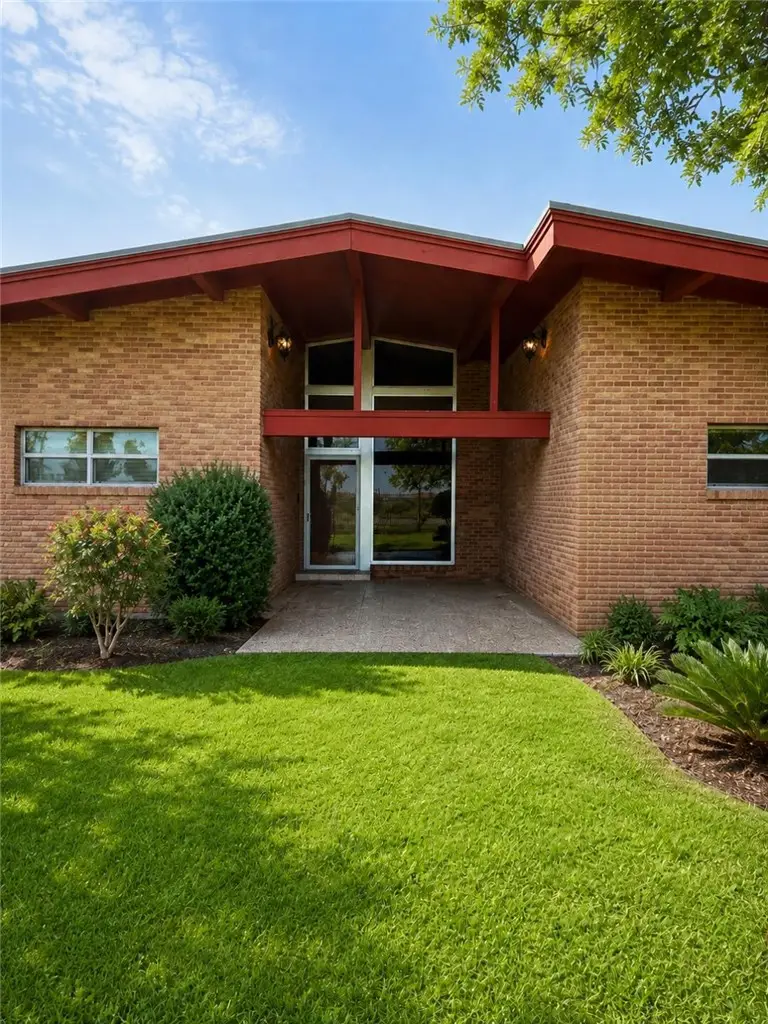 9675 County Road 325, Mathis, TX 78368 - #2