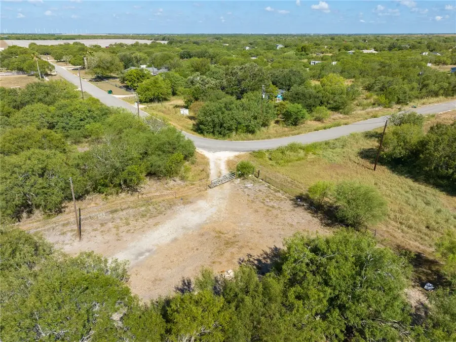14471 County Road 1392, Sinton, TX 78387 - #2
