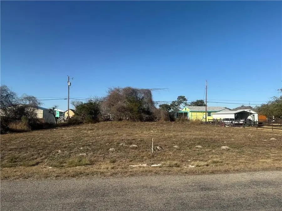 181 Shady Oaks Dr, Rockport, TX 78382 - #3