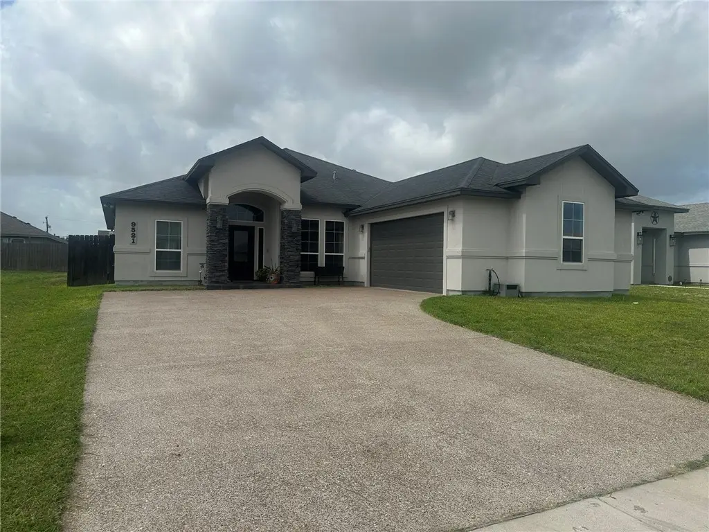 9521 Royal Oak Drive, Corpus Christi, TX 78410 - #1