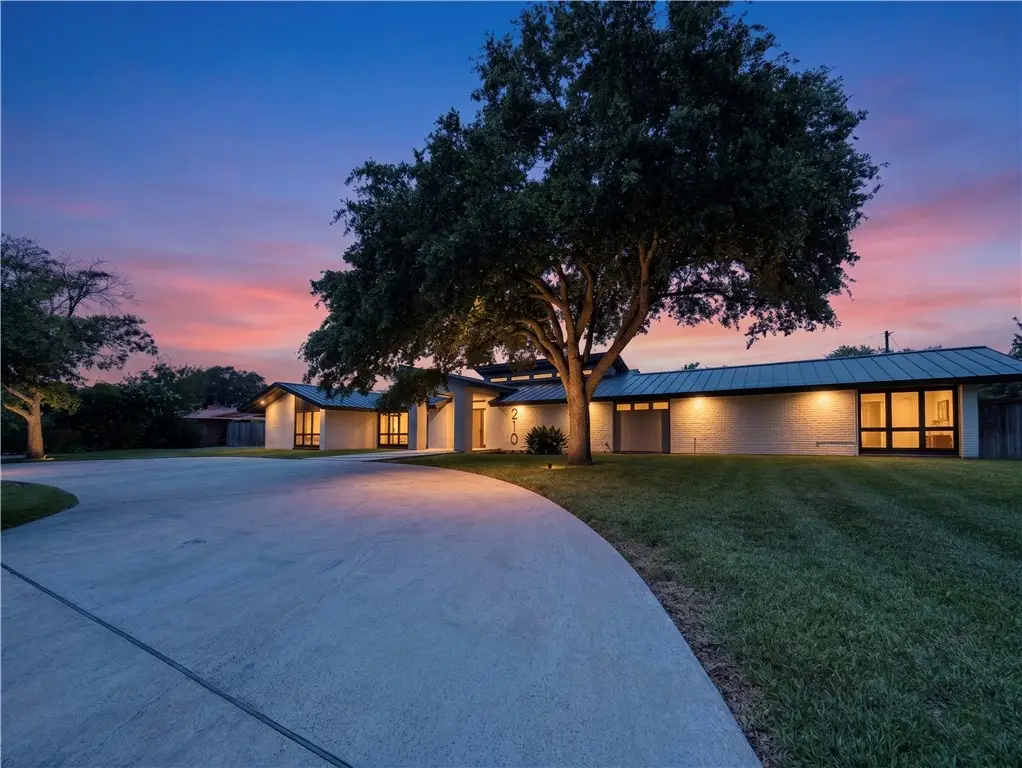 210 Bayside Drive, Corpus Christi, TX 78411 - #1