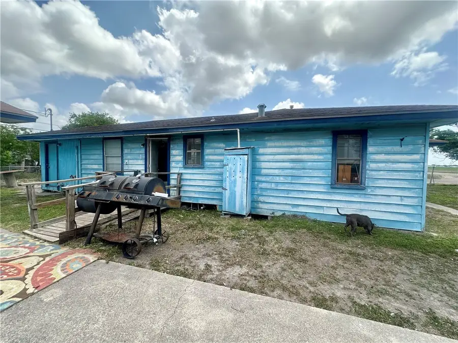 801 Ruben Chavez, Robstown, TX 78380 - #3