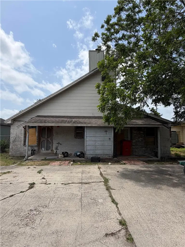 339 Kansas Street, Robstown, TX 78380 - #2