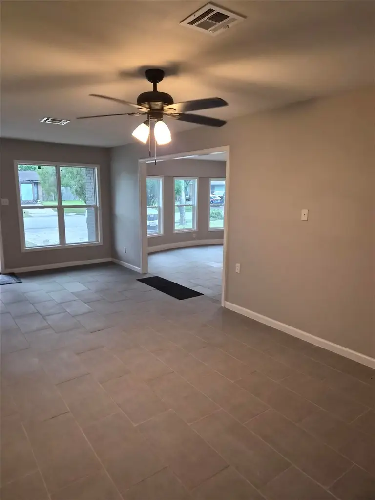 322 S 26th Street, Kingsville, TX 78363 - #3