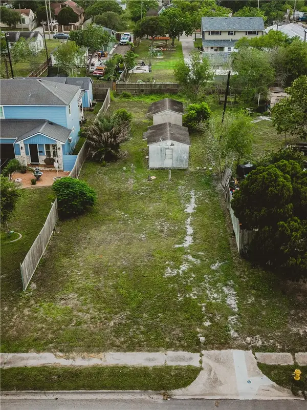 2621 Johanna Street E, Corpus Christi, TX 78415