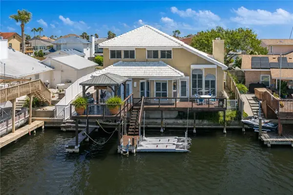 13722 Cayo Cantiles Street, Corpus Christi, TX 78418