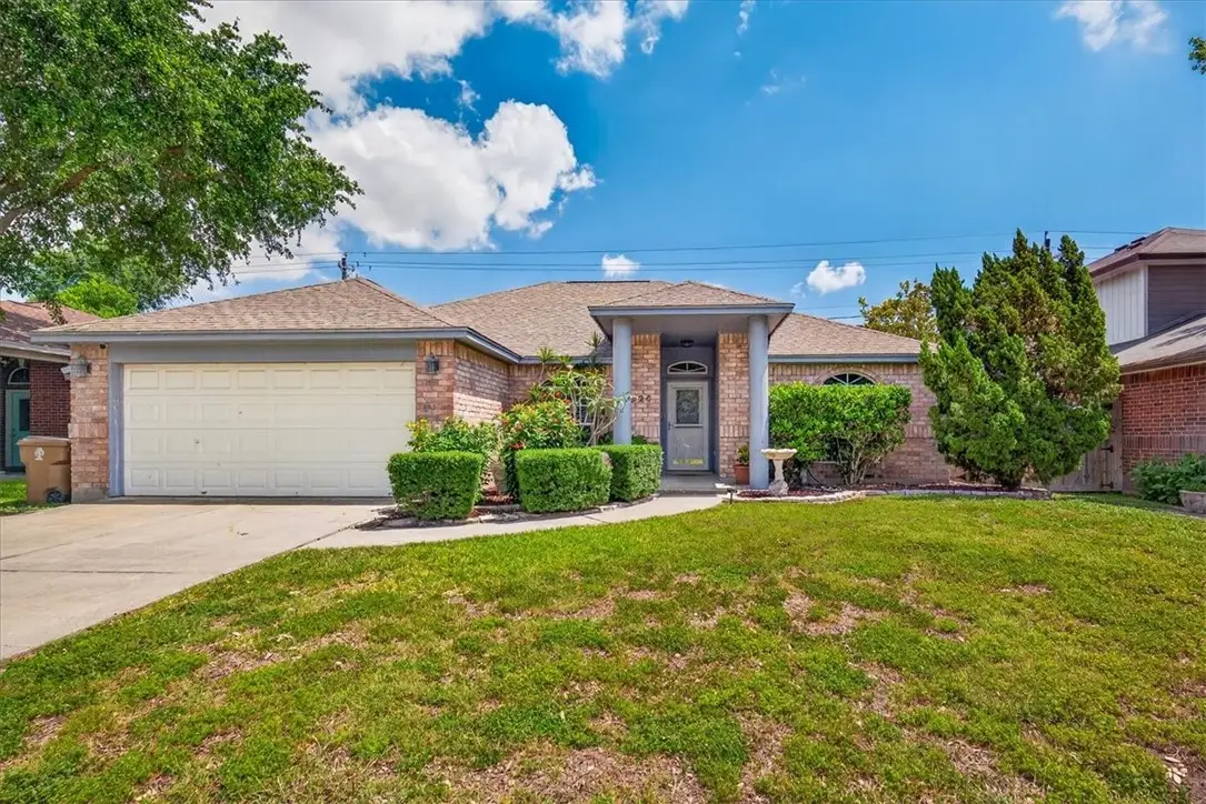 4226 Valley Circle, Corpus Christi, TX 78413 - #1