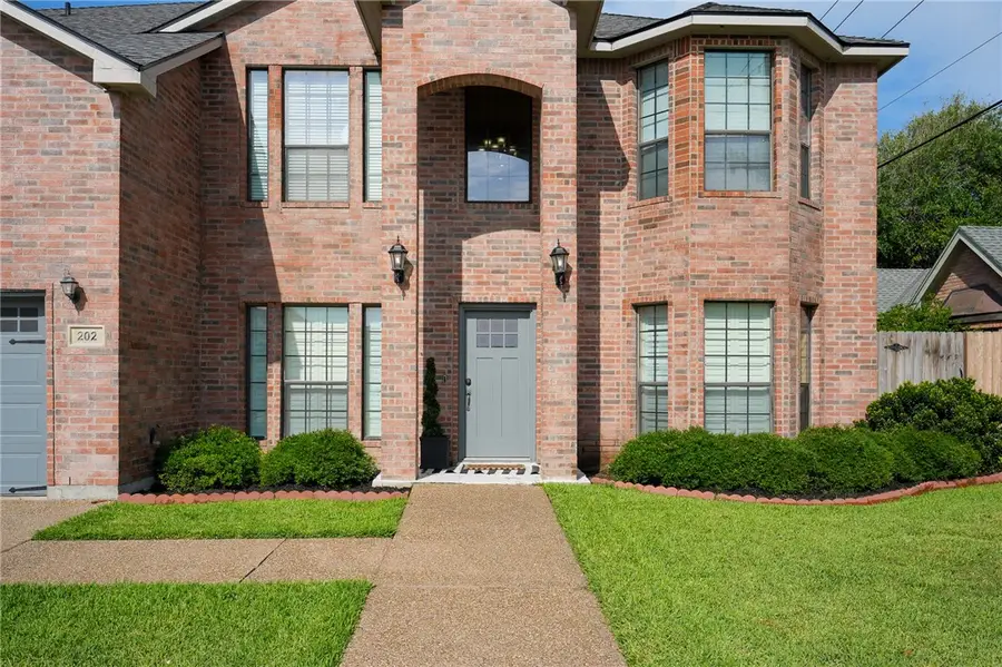 202 Augusta Drive, Portland, TX 78374 - #2