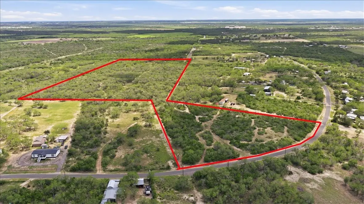 140 Choke Canyon Estates, Three Rivers, TX 78071 - #1