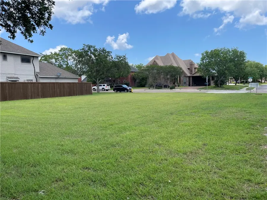 6249 Strasbourg Drive, Corpus Christi, TX 78414 - #3