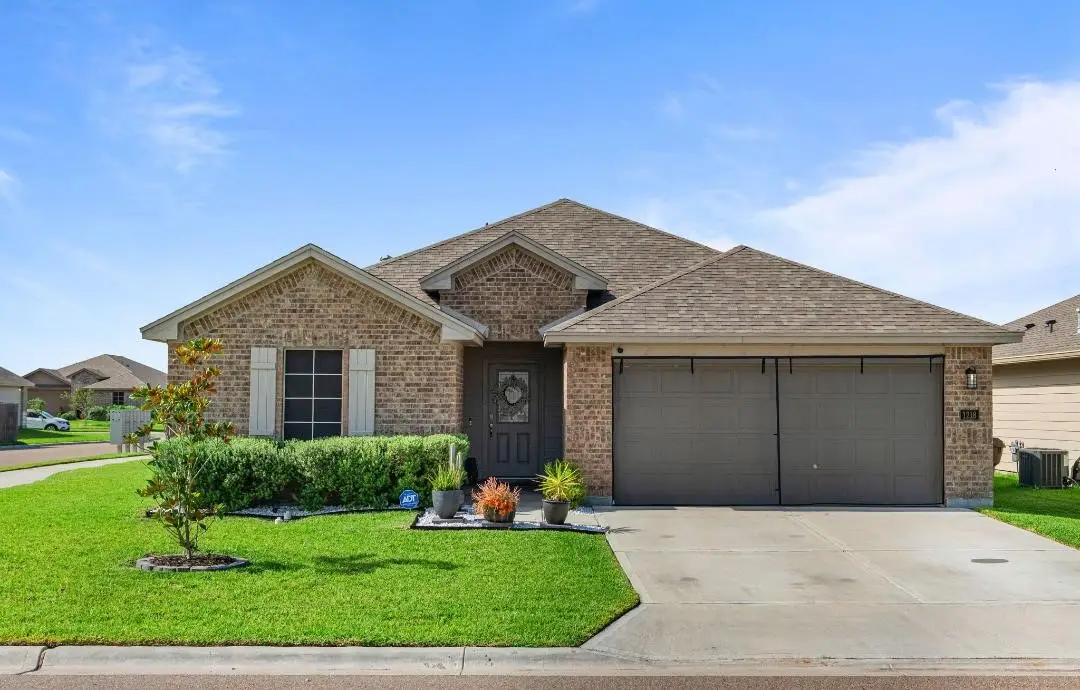 1218 Carnaby, Corpus Christi, TX 78415 - #1