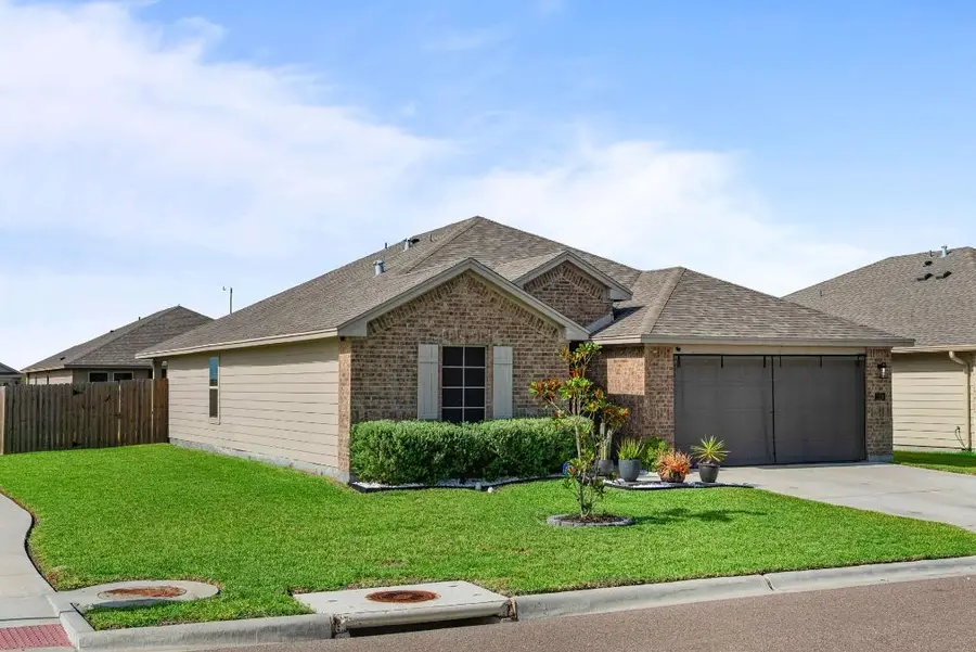 1218 Carnaby, Corpus Christi, TX 78415 - #2