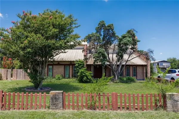 5335 E Riverview Drive, Robstown, TX 78380