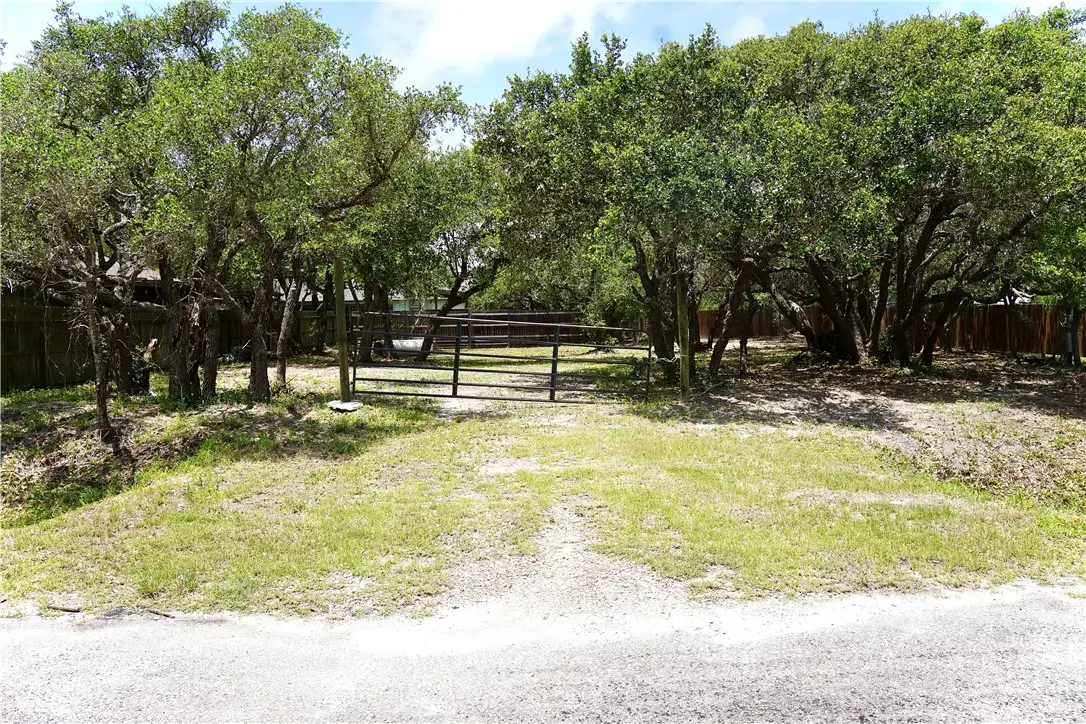 1121 Egret, Rockport, TX 78382 - #1