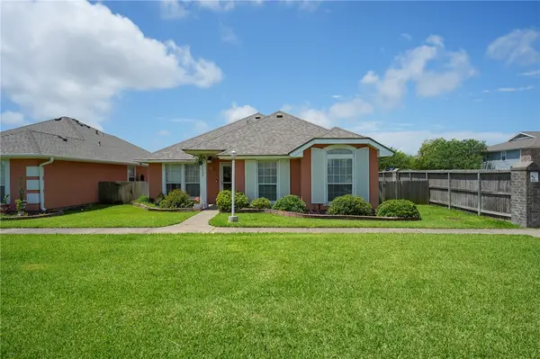 2300 Naples Drive, Ingleside, TX 78362