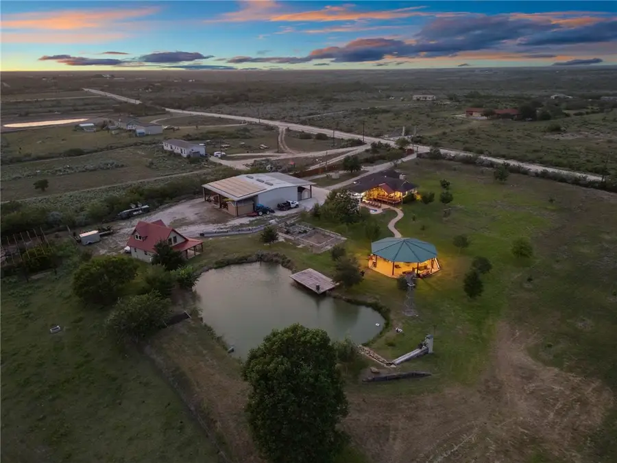 318 County Road 3032, Orange Grove, TX 78372 - #2