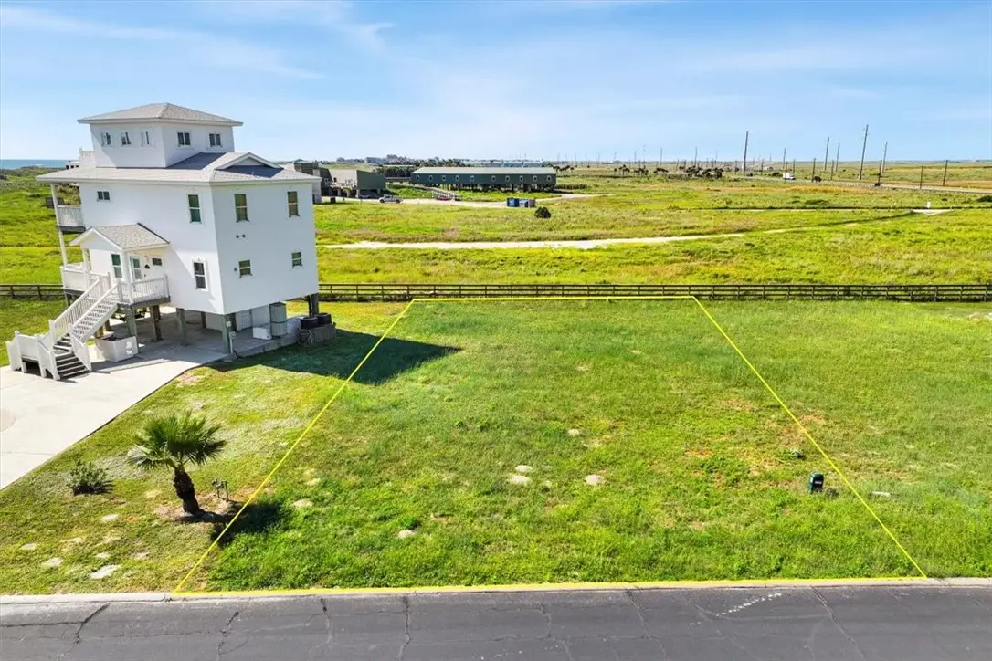 137 Beach View Drive, Port Aransas, TX 78373 - #1