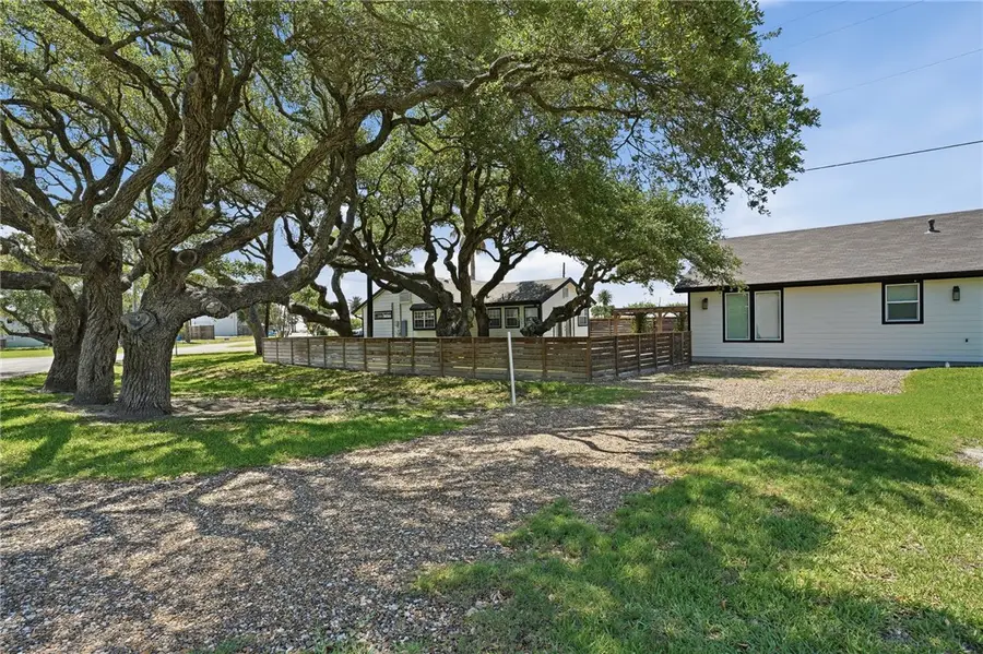 1029 Lady Claire Street, Rockport, TX 78382 - #3