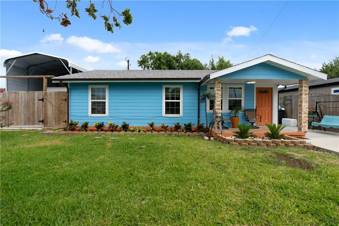 2774 Dallas Avenue, Ingleside, TX 78362 - #1