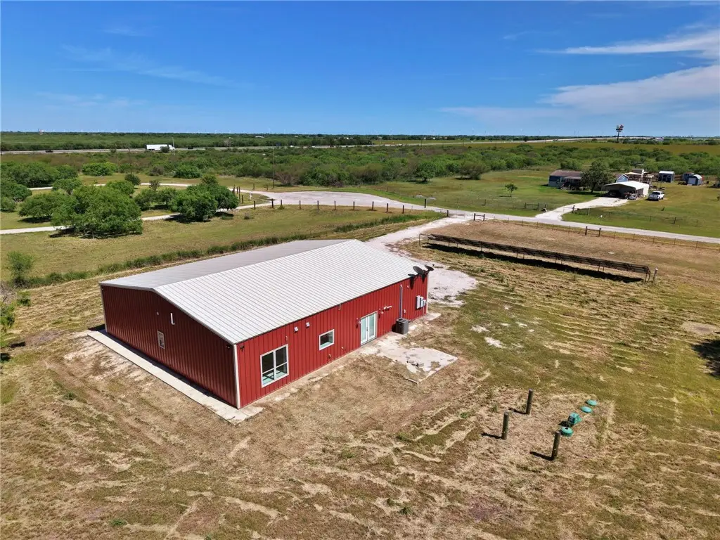 1912 Pajaro, Sinton, TX 78387 - #1