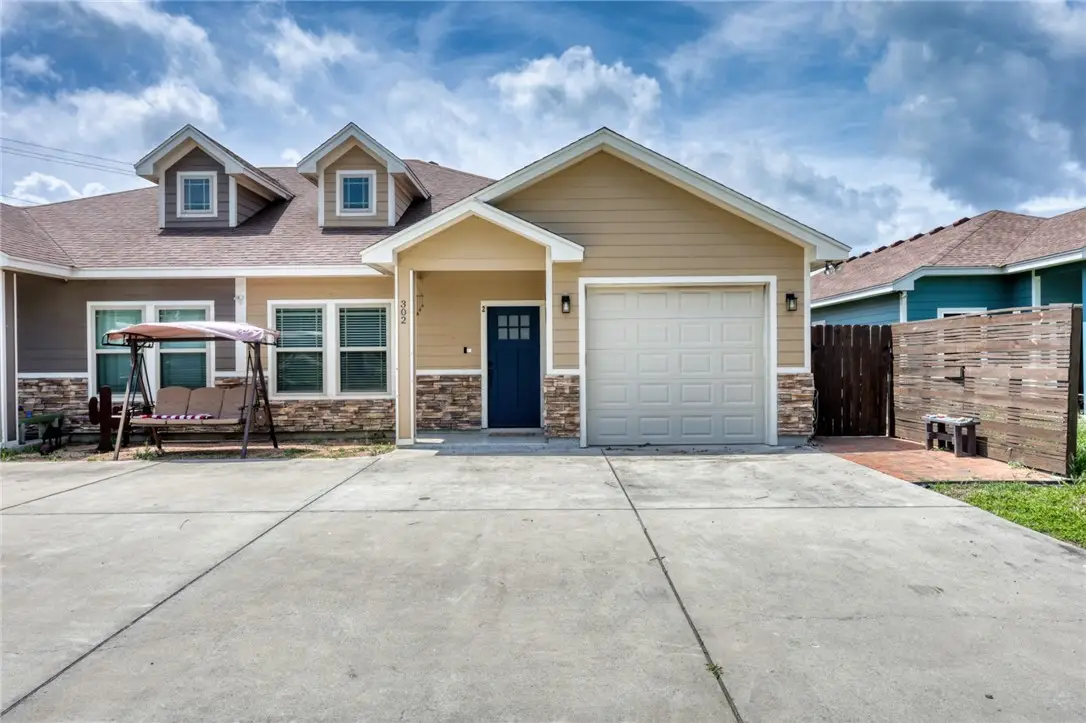 302 Cooper Road #E2, Odem, TX 78370 - #1