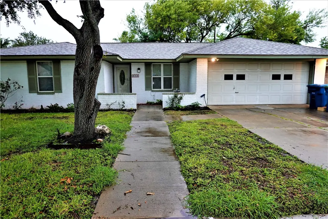 216 Llano Drive, Portland, TX 78374 - #1