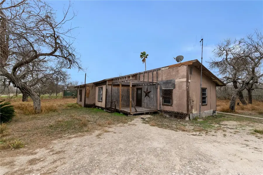 129 N County Road 1012, Kingsville, TX 78363 - #2