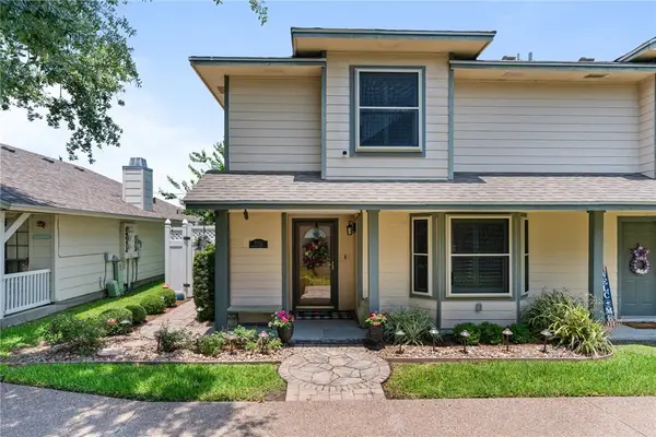 7252 The Mansions Drive #F-1, Corpus Christi, TX 78414