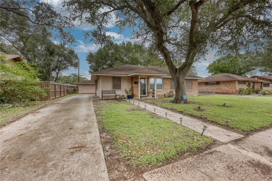 4018 Lamont Street, Corpus Christi, TX 78411 - #2