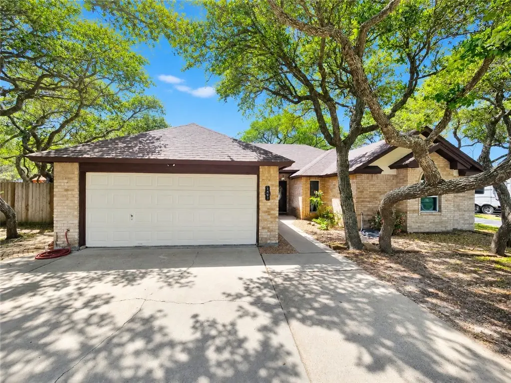 1402 S Saunders Street, Aransas Pass, TX 78336 - #1