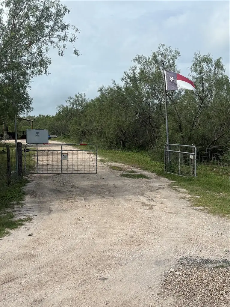 6995 County Road 12, Bishop, TX 78343 - #2