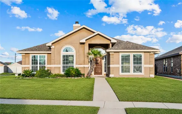 3930 Amadas Drive, Corpus Christi, TX 78414