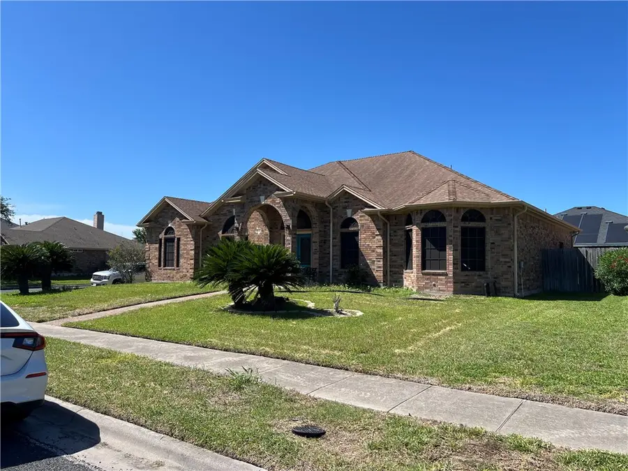 6902 Windy Creek Drive, Corpus Christi, TX 78414 - #2
