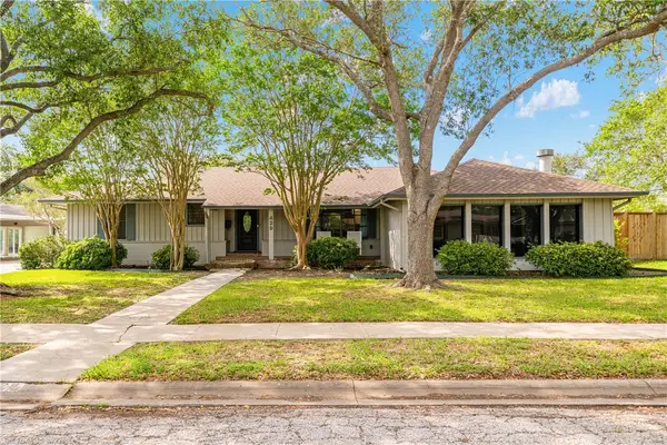 429 Bermuda Place, Corpus Christi, TX 78411