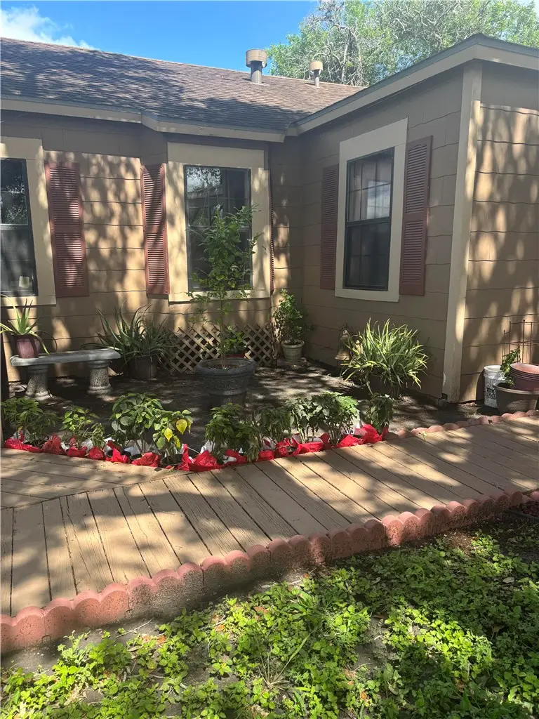 845 N Reynolds, Alice, TX 78332 - #3