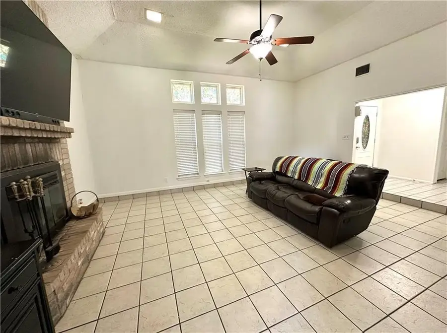 4241 Lake Tahoe Drive, Corpus Christi, TX 78413 - #2