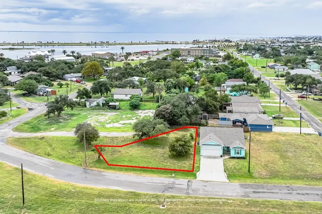 1421-1425 E Linden Street, Rockport, TX 78382 - #1